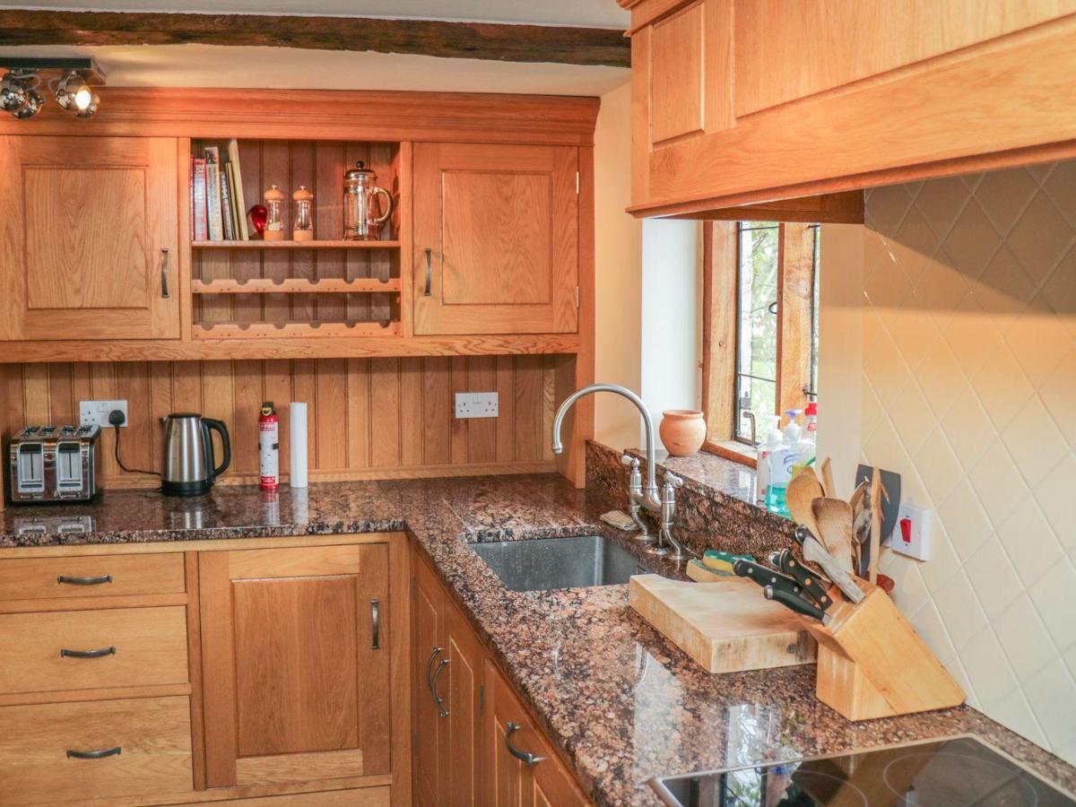 Medieval Cottage In Rural Monmouthshire. Raglan Exteriér fotografie